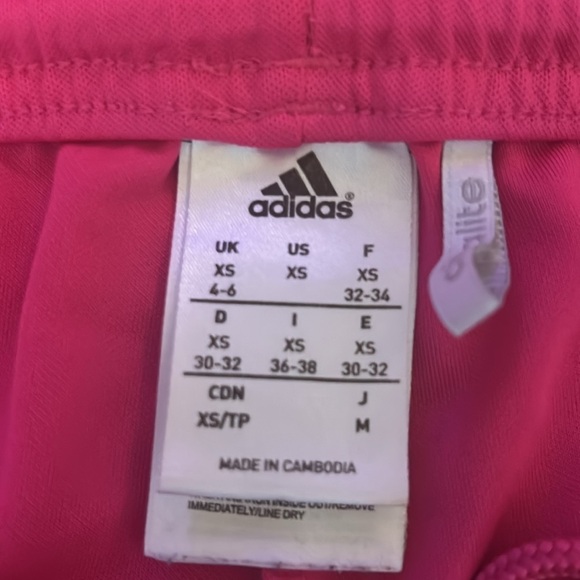 Women’s Adidas Shorts Size XS - Picture 2 of 4